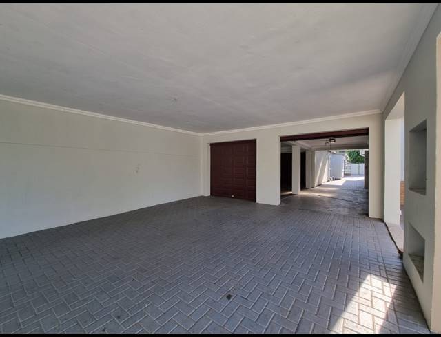 3 BEDROOM HOUSE FOR SALE IN VANDERBIJLPARK SW 1